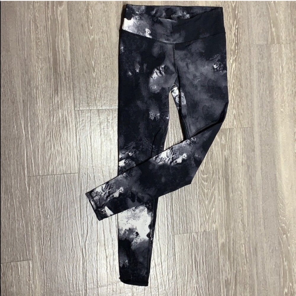 Alo Yoga Airbrush Legging